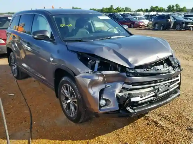 5TDBZRFH0JS890434 2018 TOYOTA HIGHLANDER LE-0