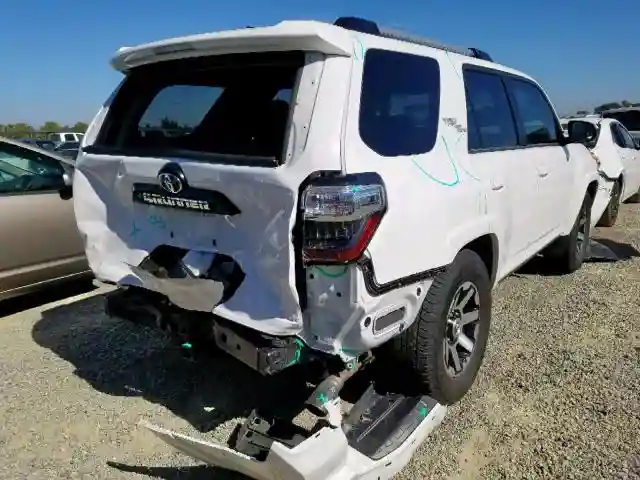 JTEBU5JR3J5510477 2018 TOYOTA 4RUNNER SR5/SR5 PREMIUM-3