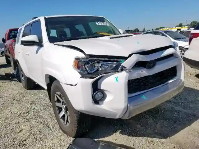 JTEBU5JR3J5510477 2018 TOYOTA 4RUNNER SR5/SR5 PREMIUM-0