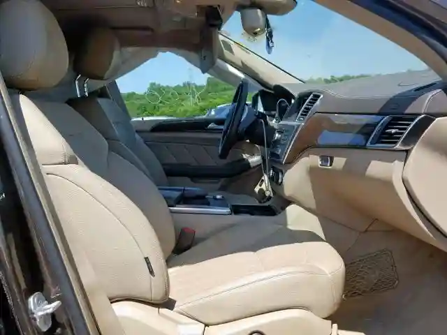 4JGDF6EE2GA647166 2016 MERCEDES-BENZ GL 450 4MATIC-4