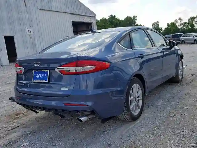 3FA6P0HD2KR113101 2019 FORD FUSION SE-3