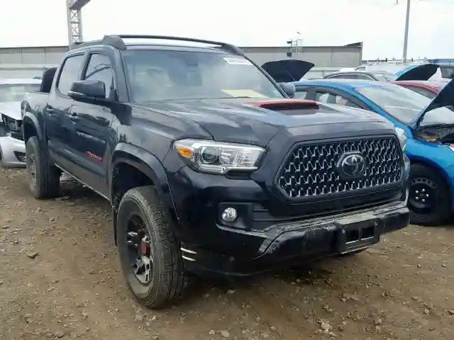 3TMCZ5AN8JM135509 2018 TOYOTA TACOMA DOUBLE CAB-0