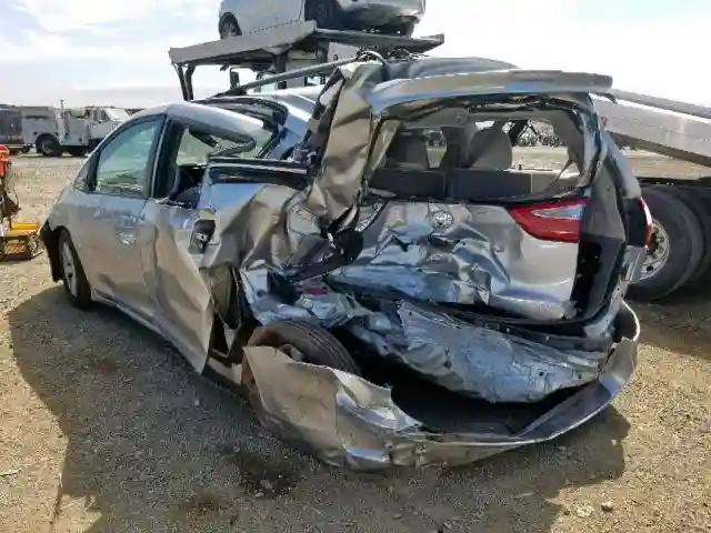 5TDKZ3DCXKS007963 2019 TOYOTA SIENNA LE-2
