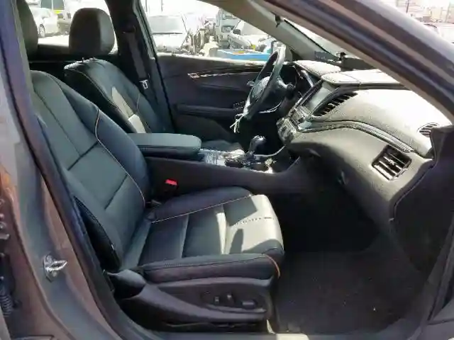 1G1105S31KU126025 2019 CHEVROLET IMPALA PREMIER-4
