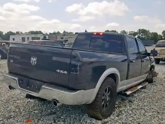 1C6RR7VM3JS258298 2018 RAM 1500 LARAMIE-3