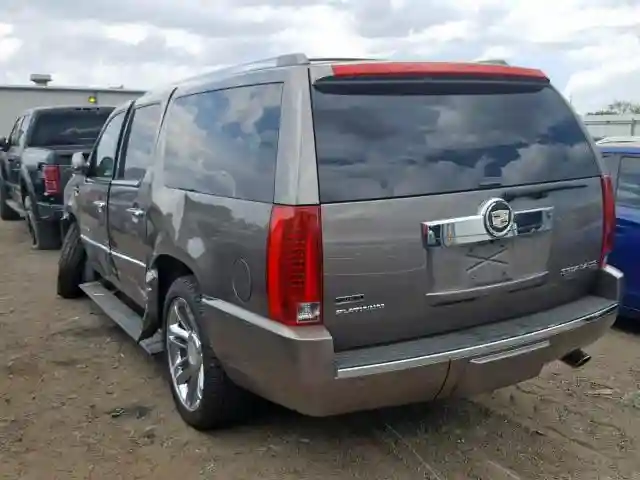 1GYS3KEF1CR173741 2012 CADILLAC ESCALADE ESV PLATINUM-2