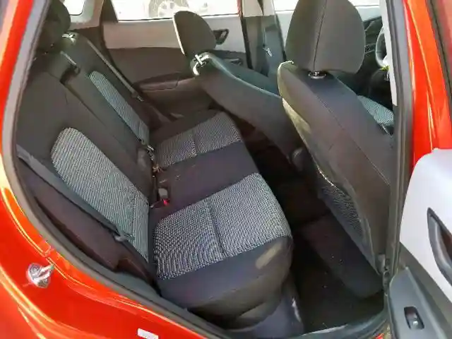 KM8K22AA2KU288746 2019 HYUNDAI KONA SEL-5