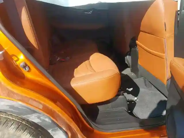 JN8AT2MV2JW330917 2018 NISSAN ROGUE S-5
