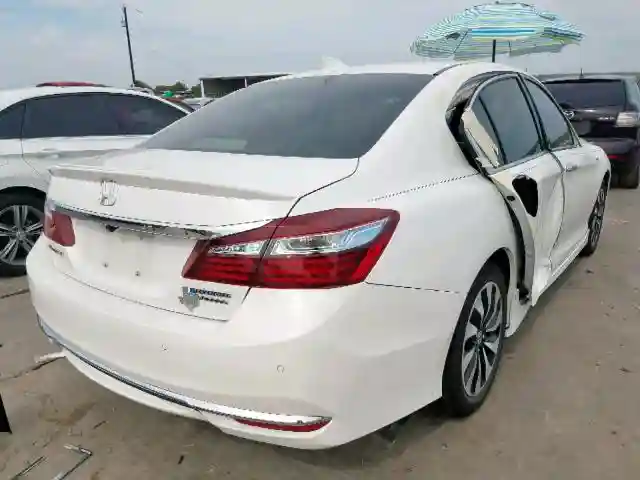 JHMCR6F75HC017394 2017 HONDA ACCORD HYBRID-3