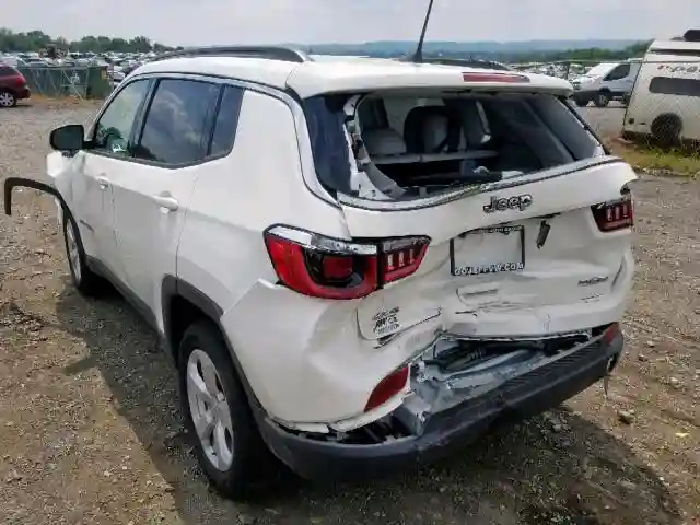 3C4NJDBB1JT281643 2018 JEEP COMPASS LATITUDE-2