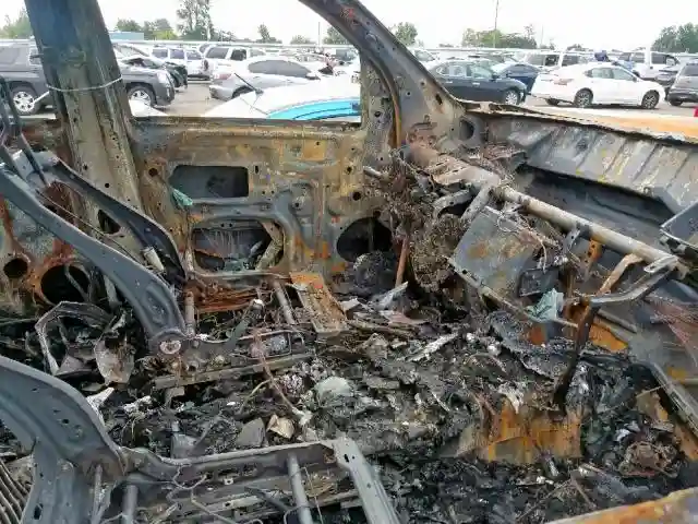 5TFDW5F18GX518260 2016 TOYOTA TUNDRA CREWMAX SR5-4