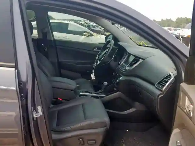 KM8J33A48JU619479 2018 HYUNDAI TUCSON SEL-4