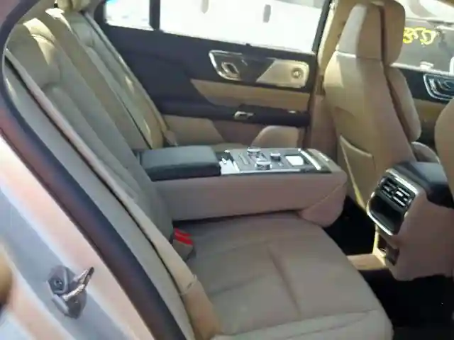 1LN6L9NC9H5607761 2017 LINCOLN CONTINENTAL RESERVE-5