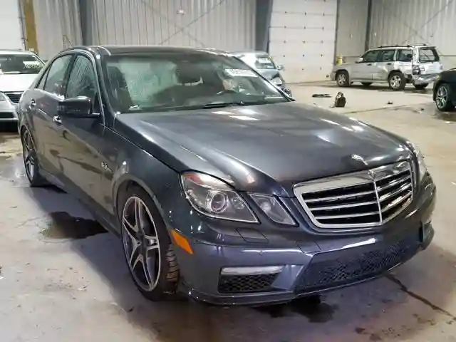 WDDHF7HB4BA344692 2011 MERCEDES-BENZ E 63 AMG-0