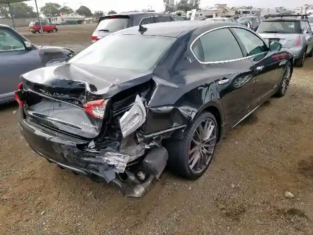 ZAM56YRS9J1278572 2018 MASERATI QUATTROPORTE S-3