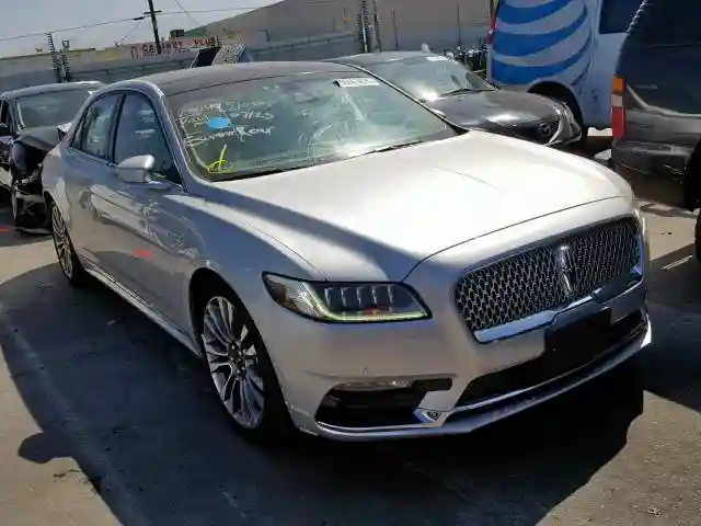 1LN6L9NC9H5607761 2017 LINCOLN CONTINENTAL RESERVE-0