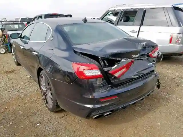 ZAM56YRS9J1278572 2018 MASERATI QUATTROPORTE S-2