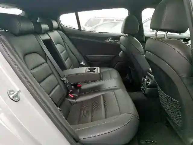 KNAE55LC5K6048911 2019 KIA STINGER GT2-5