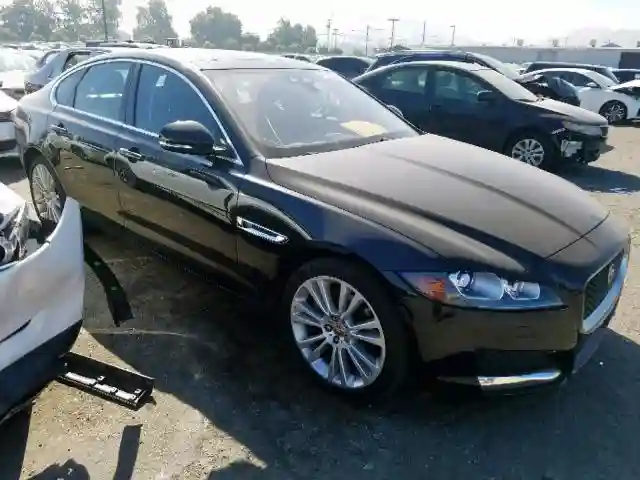 SAJBE4BN3HCY32597 2017 JAGUAR XF PRESTIGE-0