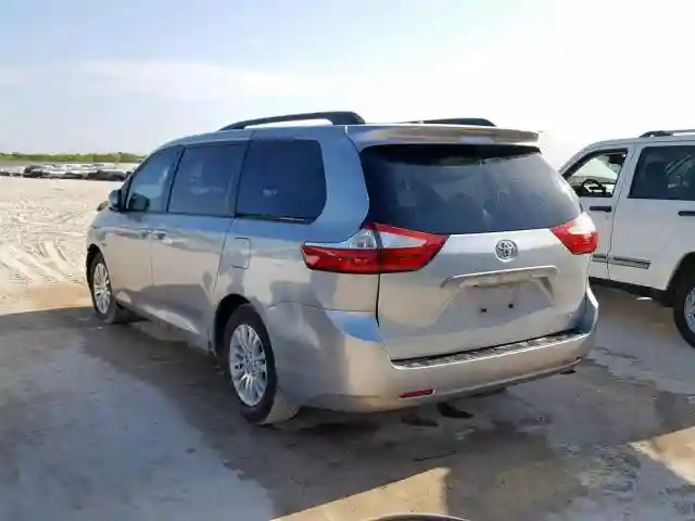 5TDYK3DC9GS697324 2016 TOYOTA SIENNA XLE-2