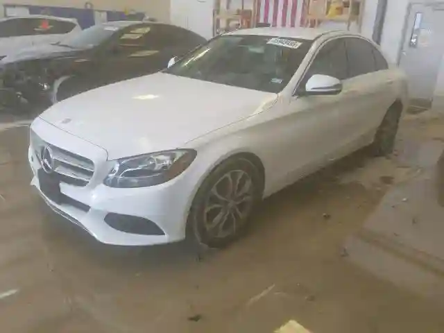 55SWF4JB4HU198142 2017 MERCEDES-BENZ C 300-1