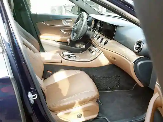 WDDZF4KBXJA412049 2018 MERCEDES-BENZ E 300 4MATIC-4