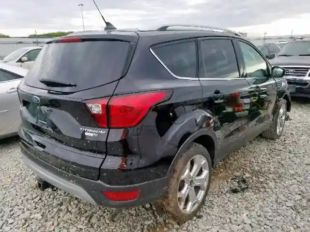 1FMCU9J99KUA45125 2019 FORD ESCAPE TITANIUM-3