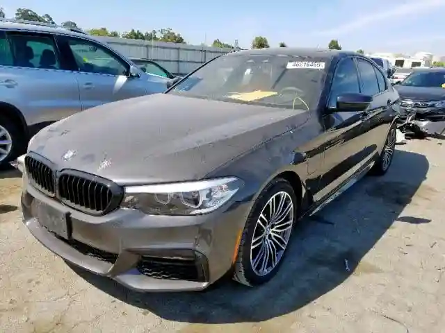 WBAJB1C50KB376648 2019 BMW 530XE-1