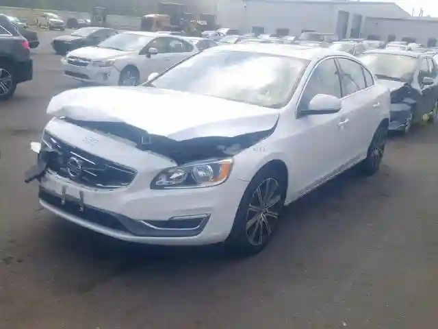 LYV402TK1JB178031 2018 VOLVO S60 PREMIER-1