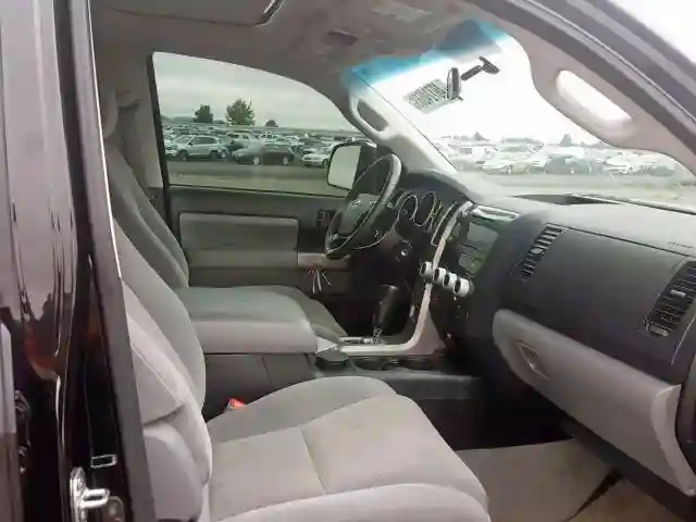 5TDBY5G13AS032503 2010 TOYOTA SEQUOIA SR5-4