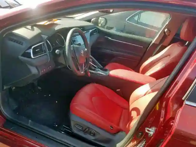 4T1B11HK4JU658041 2018 TOYOTA CAMRY L-4