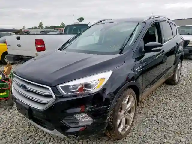 1FMCU9J99KUA45125 2019 FORD ESCAPE TITANIUM-1