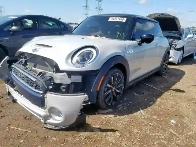 WMWXP7C53J2C61980 2018 MINI COOPER S-1