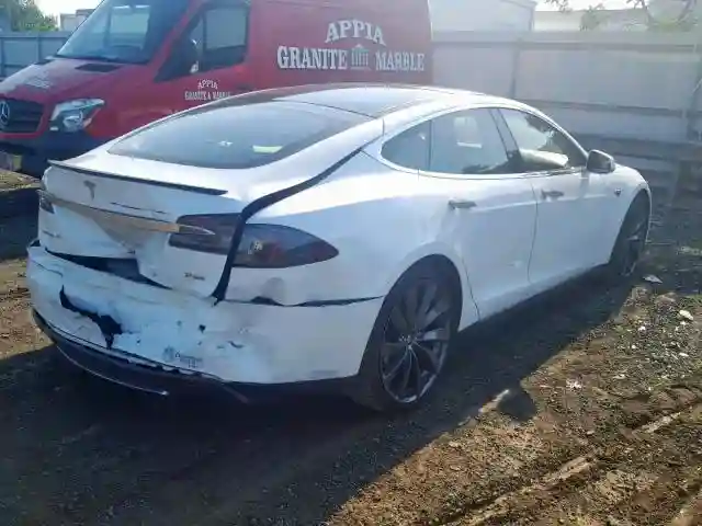 5YJSA1DP1DFP12902 2013 TESLA MODEL S-3
