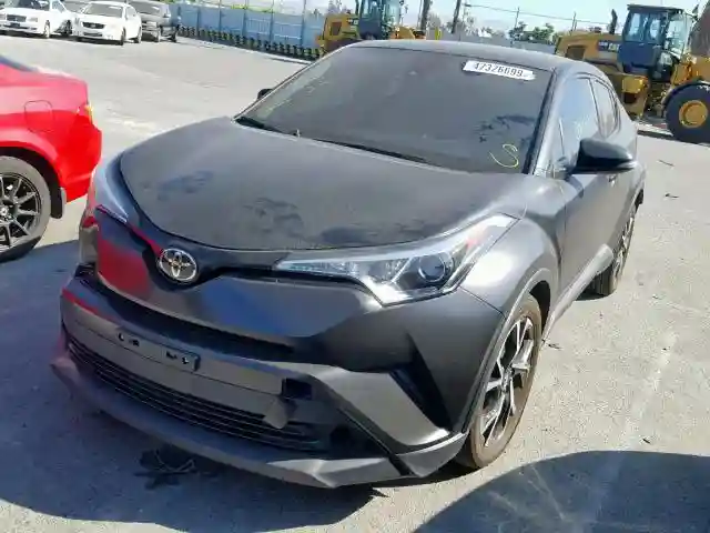 NMTKHMBX5JR058797 2018 TOYOTA C-HR XLE-1