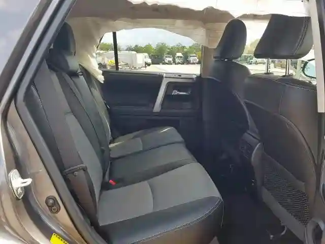 JTEZU5JR5H5164263 2017 TOYOTA 4RUNNER SR5-5