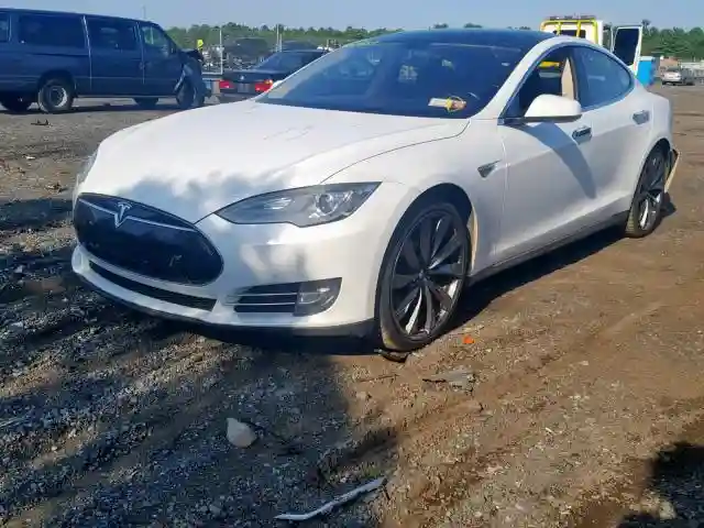 5YJSA1DP1DFP12902 2013 TESLA MODEL S-1