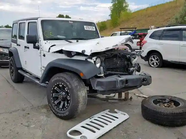 1C4HJWDG9GL108877 2016 JEEP WRANGLER UNLIMITED SPORT-0