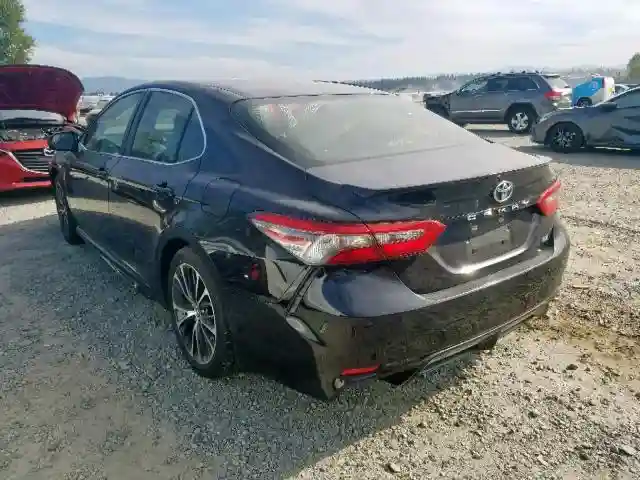 JTNB11HK8J3049864 2018 TOYOTA CAMRY L-2