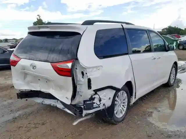 5TDYZ3DC8HS892165 2017 TOYOTA SIENNA XLE-3