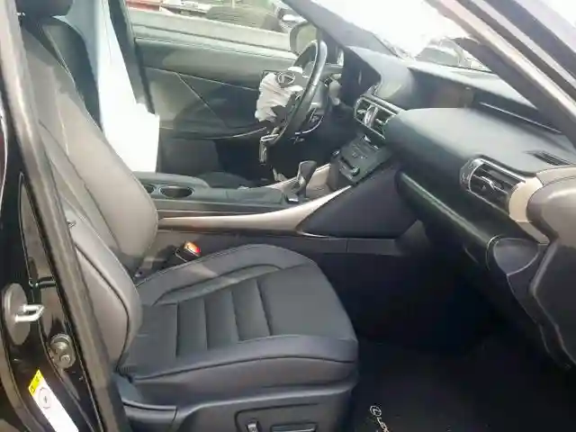 JTHBE1D2XG5026404 2016 LEXUS IS 350-4