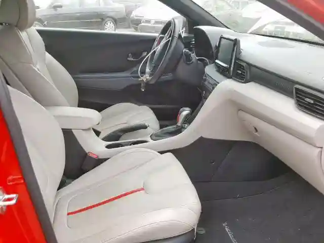 KMHTH6AB2KU002865 2019 HYUNDAI VELOSTER TURBO-4
