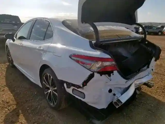 4T1B11HKXKU273004 2019 TOYOTA CAMRY L-2