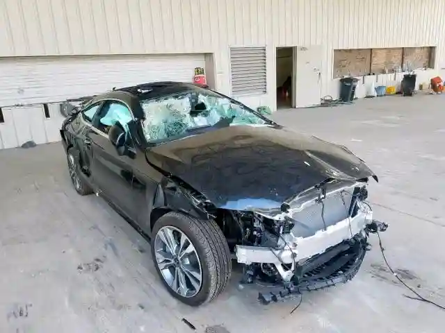WDDWJ8DB2KF780106 2019 MERCEDES-BENZ C 300-0