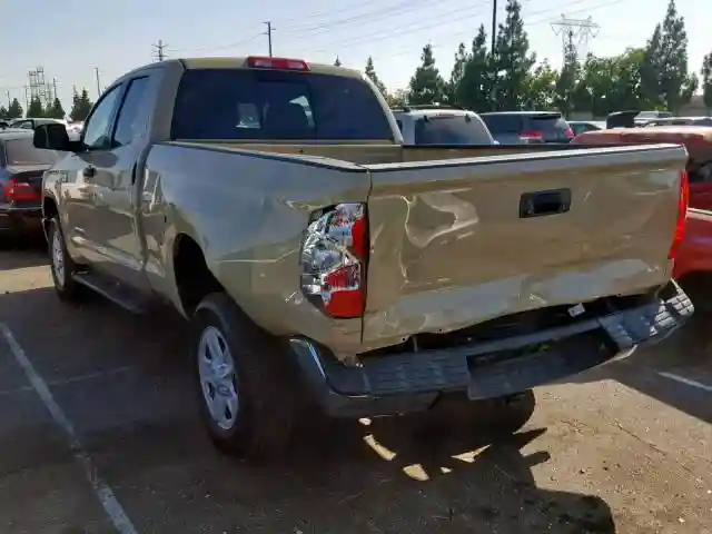 5TFRY5F19JX236040 2018 TOYOTA TUNDRA DOUBLE CAB SR/SR5-2