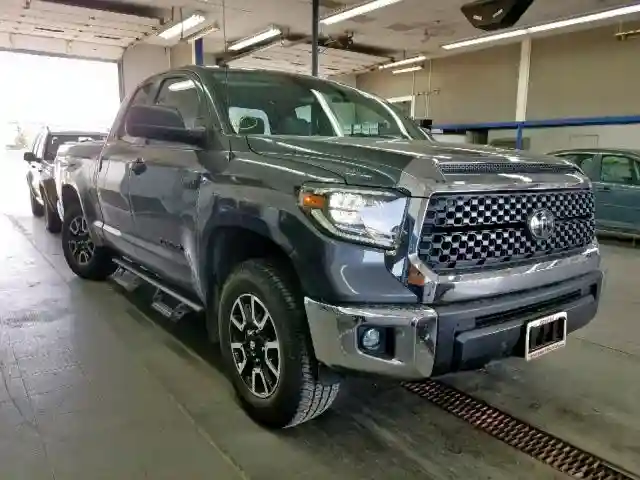 5TFUY5F15KX829261 2019 TOYOTA TUNDRA DOUBLE CAB SR/SR5-0
