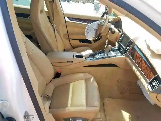 WP0AA2A71DL011375 2013 PORSCHE PANAMERA 2-4
