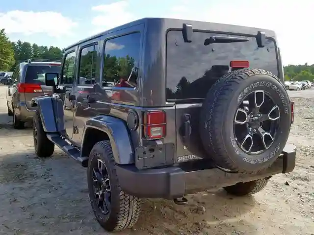 1C4HJWEG1JL897046 2018 JEEP WRANGLER UNLIMITED SAHARA-2