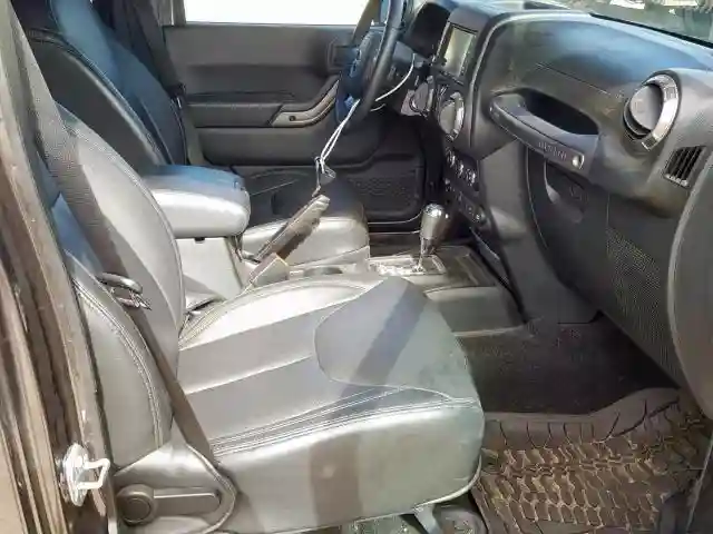 1C4HJWEG1JL897046 2018 JEEP WRANGLER UNLIMITED SAHARA-4