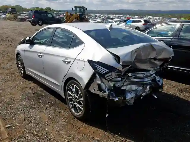 KMHD84LF0KU808096 2019 HYUNDAI ELANTRA SEL-2